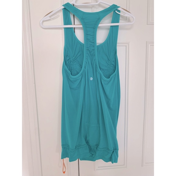 Lululemon Workout Tank - Picture 2 of 2